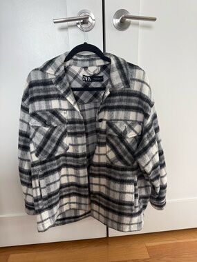 ZARA women’s Black and White Plaid Jacket